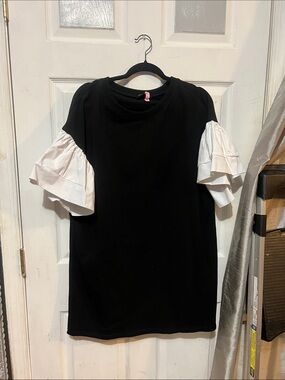 Black dress with White Ruffle Sleeves - Women's Stylish Puff Sleeve Tee